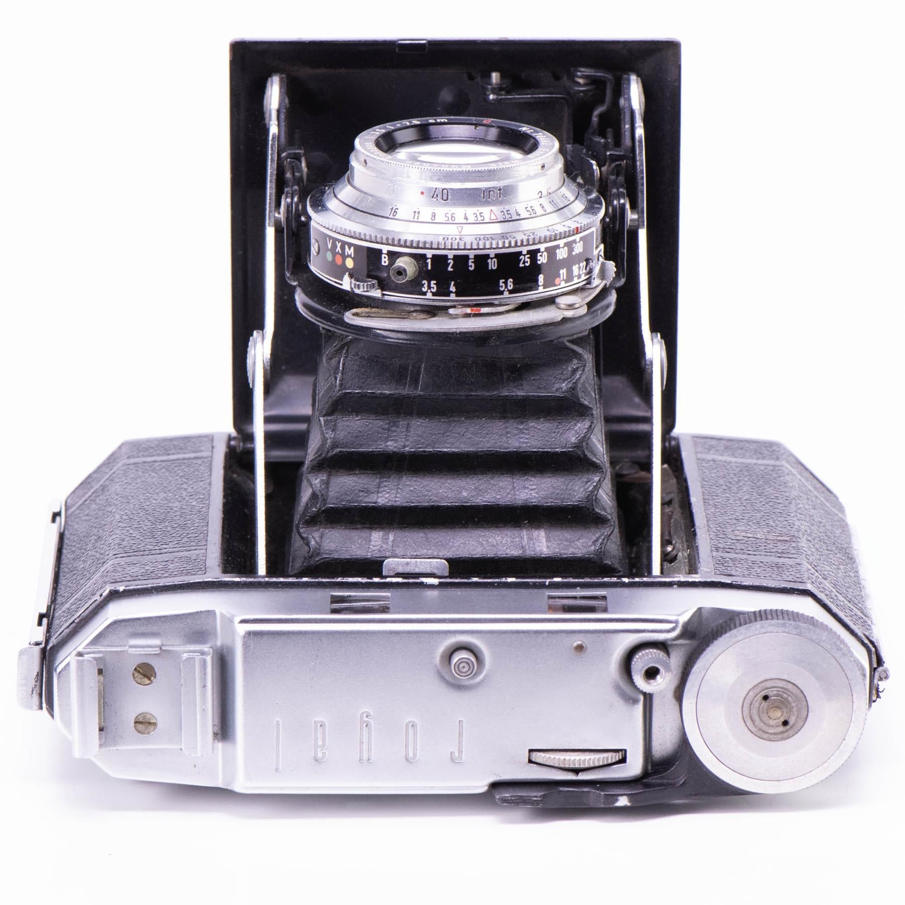 Dacora Royal Camera | 75mm f3.5 lens | Germany | 1955