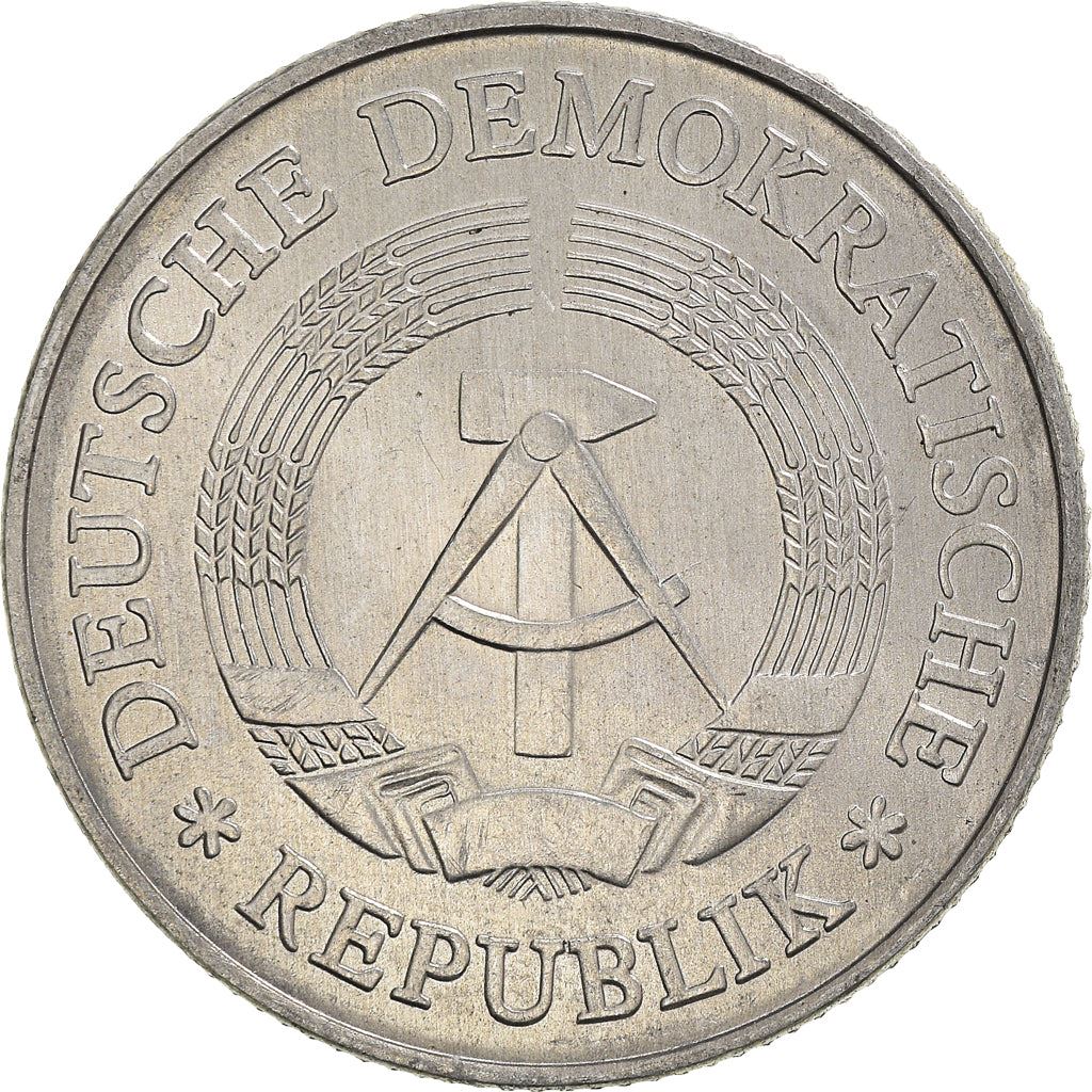 East German 2 Mark Coin | | Deutsche Demokratische Republik | KM48 1972 - 1990