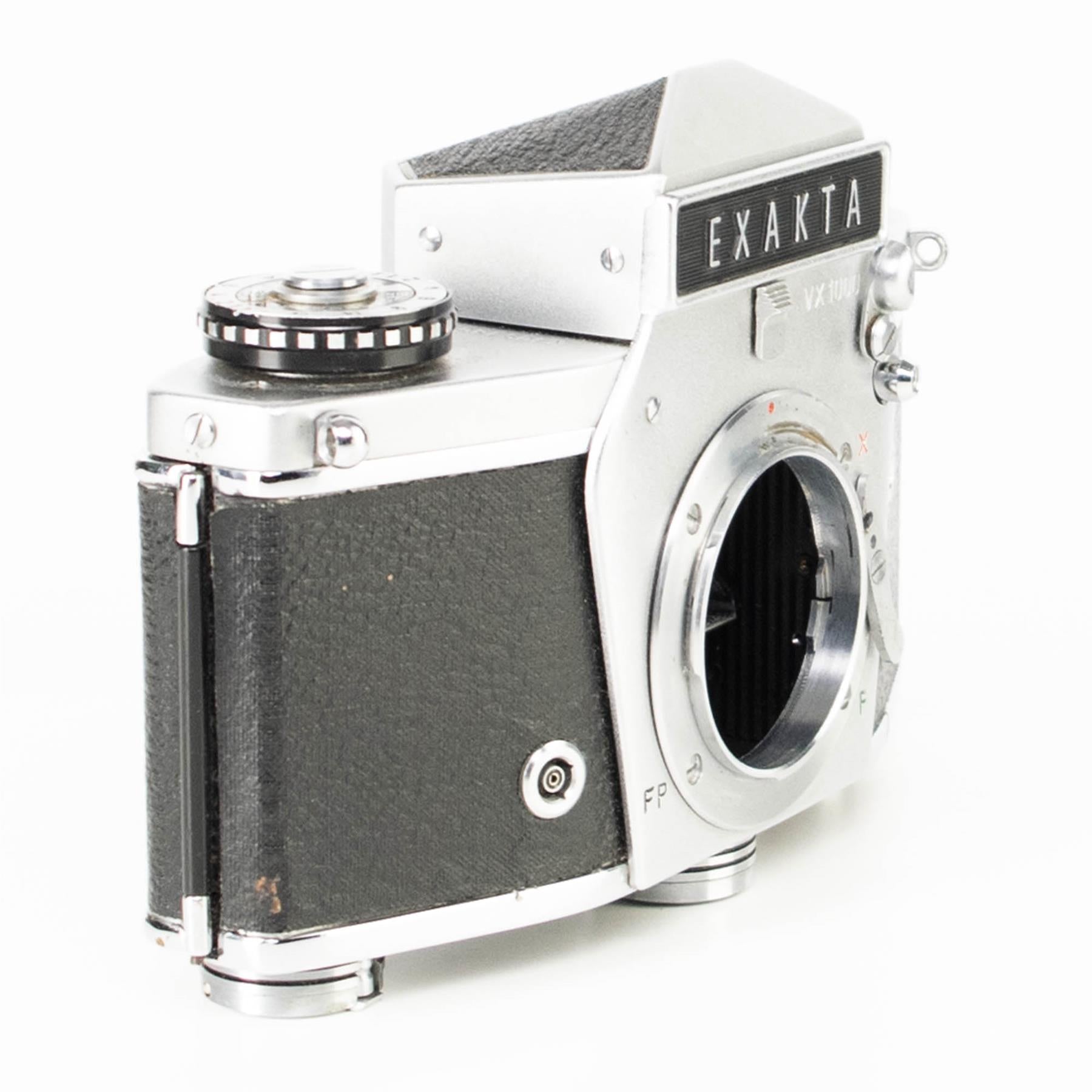 Exakta VX 1000 Camera | White | Germany | 1967 - 1970 | Not working