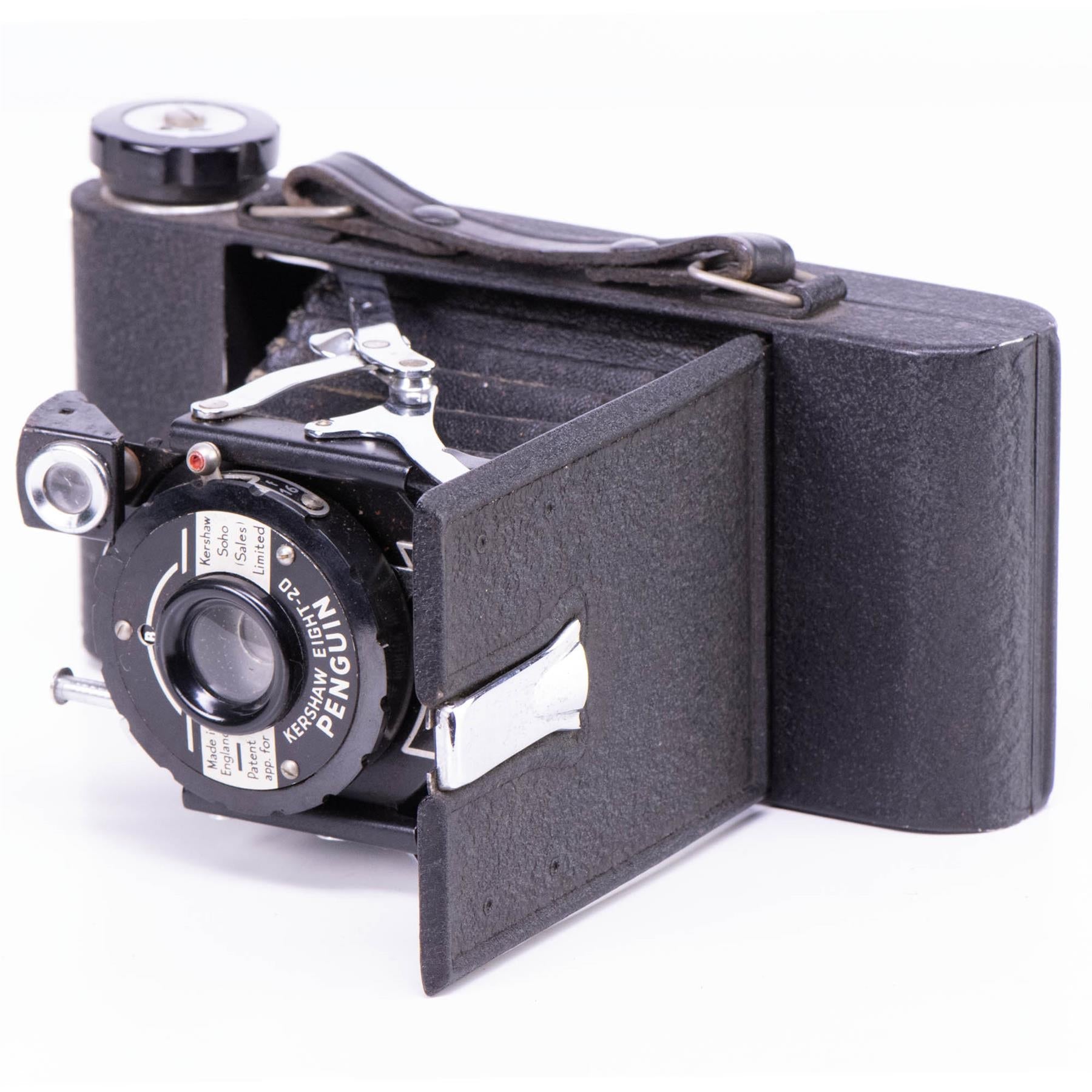 Kershaw Eight-20 Penguin Camera | 90mm f11 lens | Britain | 1950