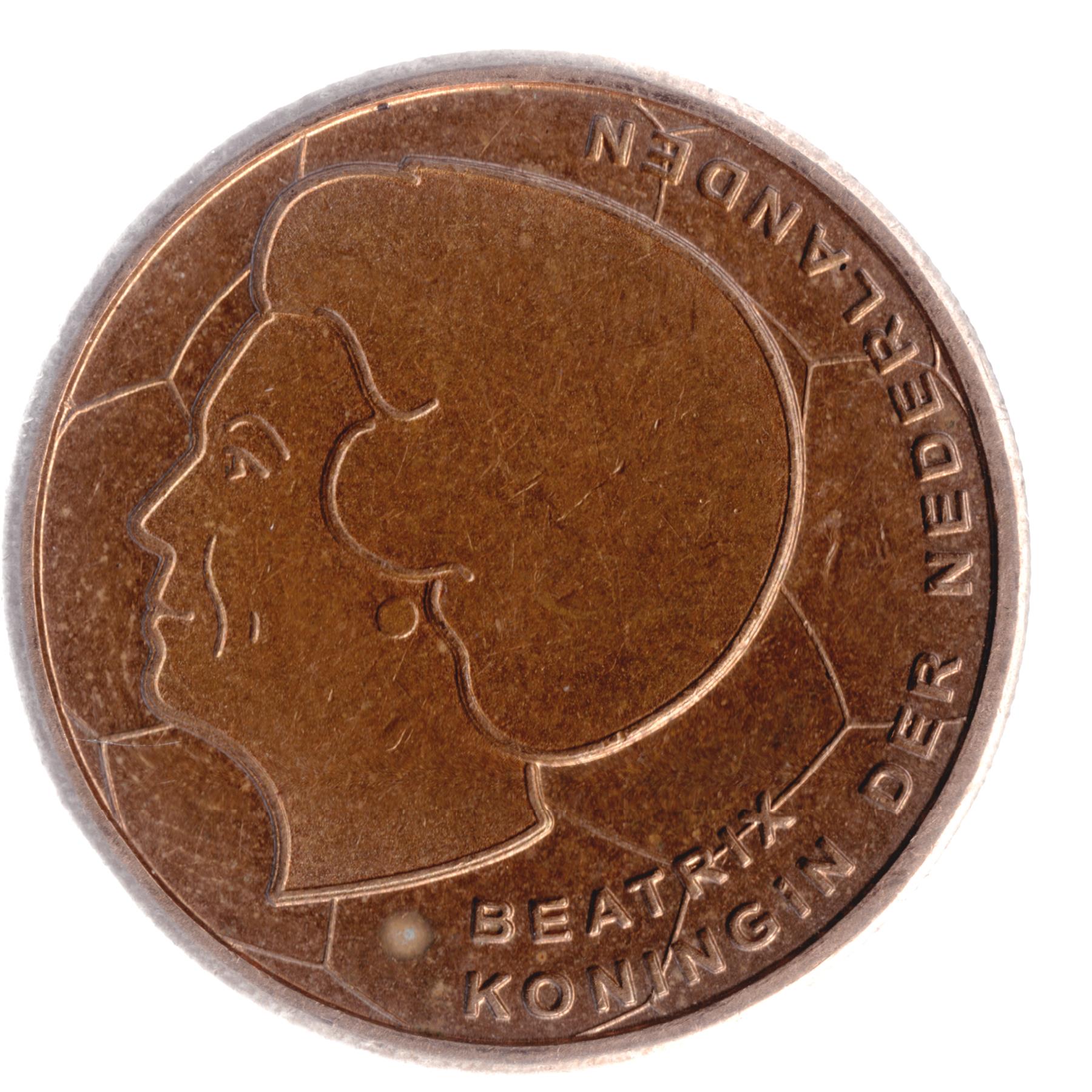 Netherlands Coin 5 Gulden | Queen Beatrix | European Football Championship | KM231 | 2000