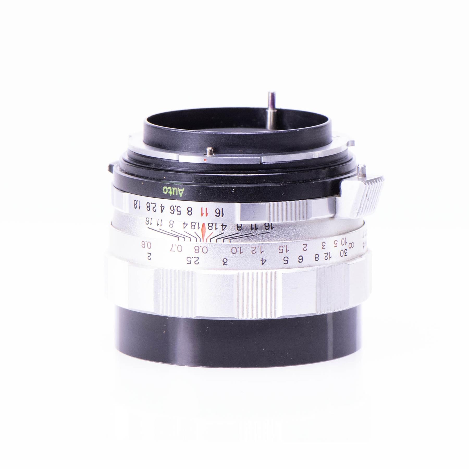 Petri Flex 7 Camera | 55mm f1.8 lens | Breech-lock mount | White | Japan | 1964