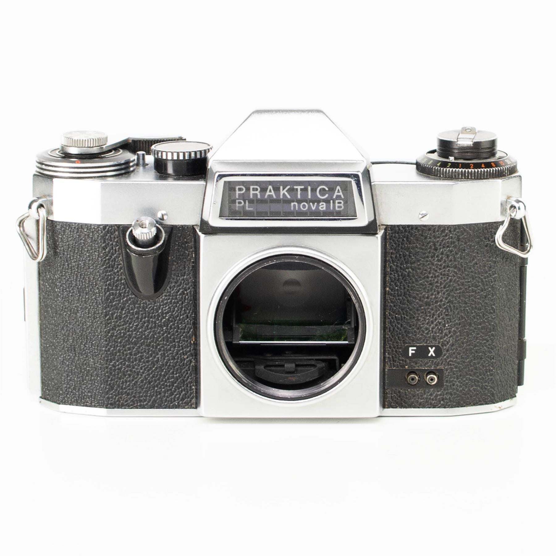 Ptaktica PL nova 1B Camera | M42 | White | G.D.R | 1967 - 1975