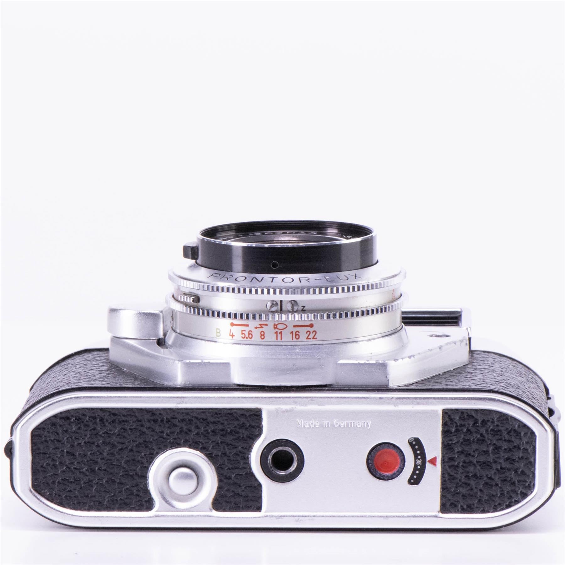 Regula Olympia auto-set 1 Camera | Gottingen 40mm f3.9 | Germany | White | 1960