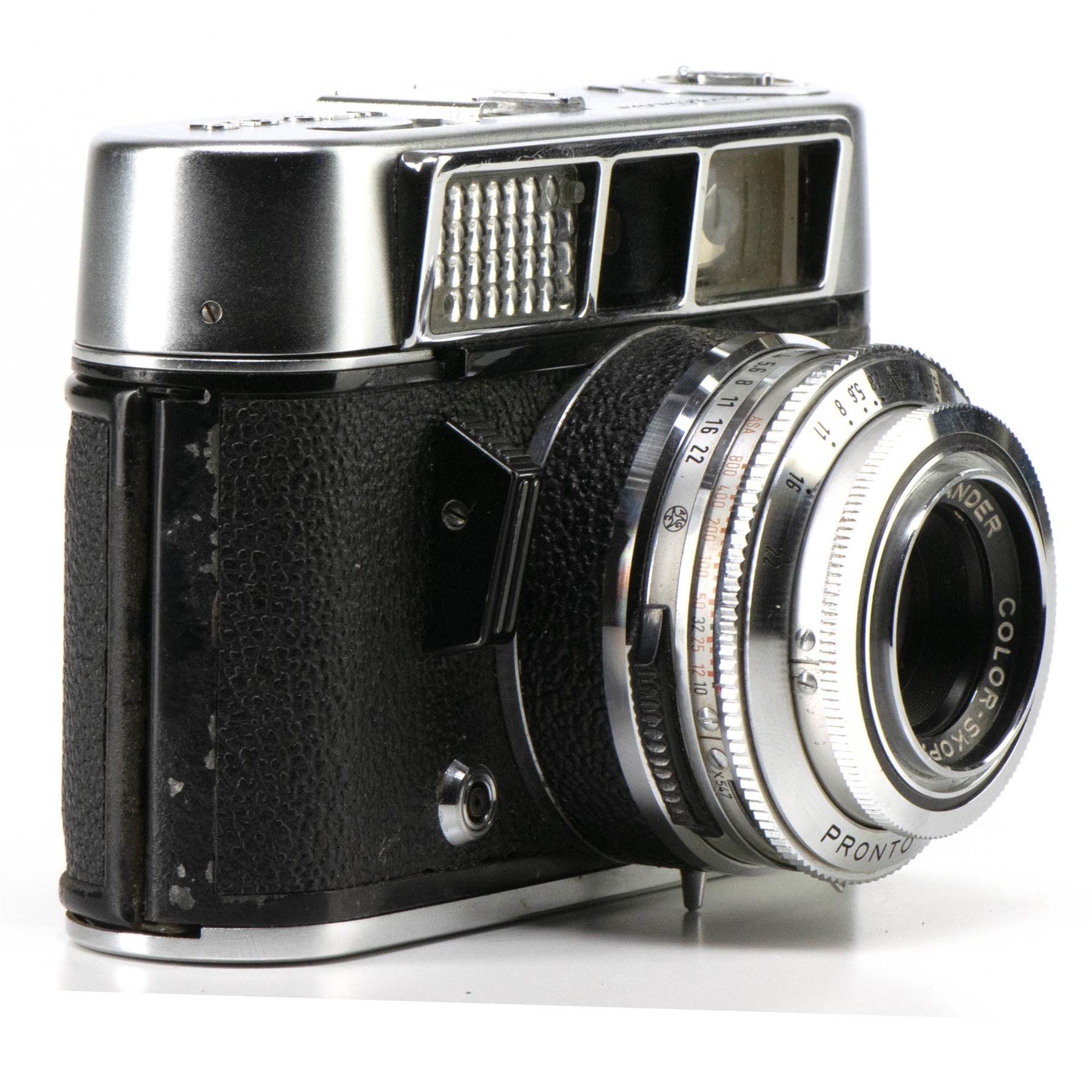 Voigtlander Vito CLR Camera | 50mm f2.8 lens | Germany | 1963 | Not working