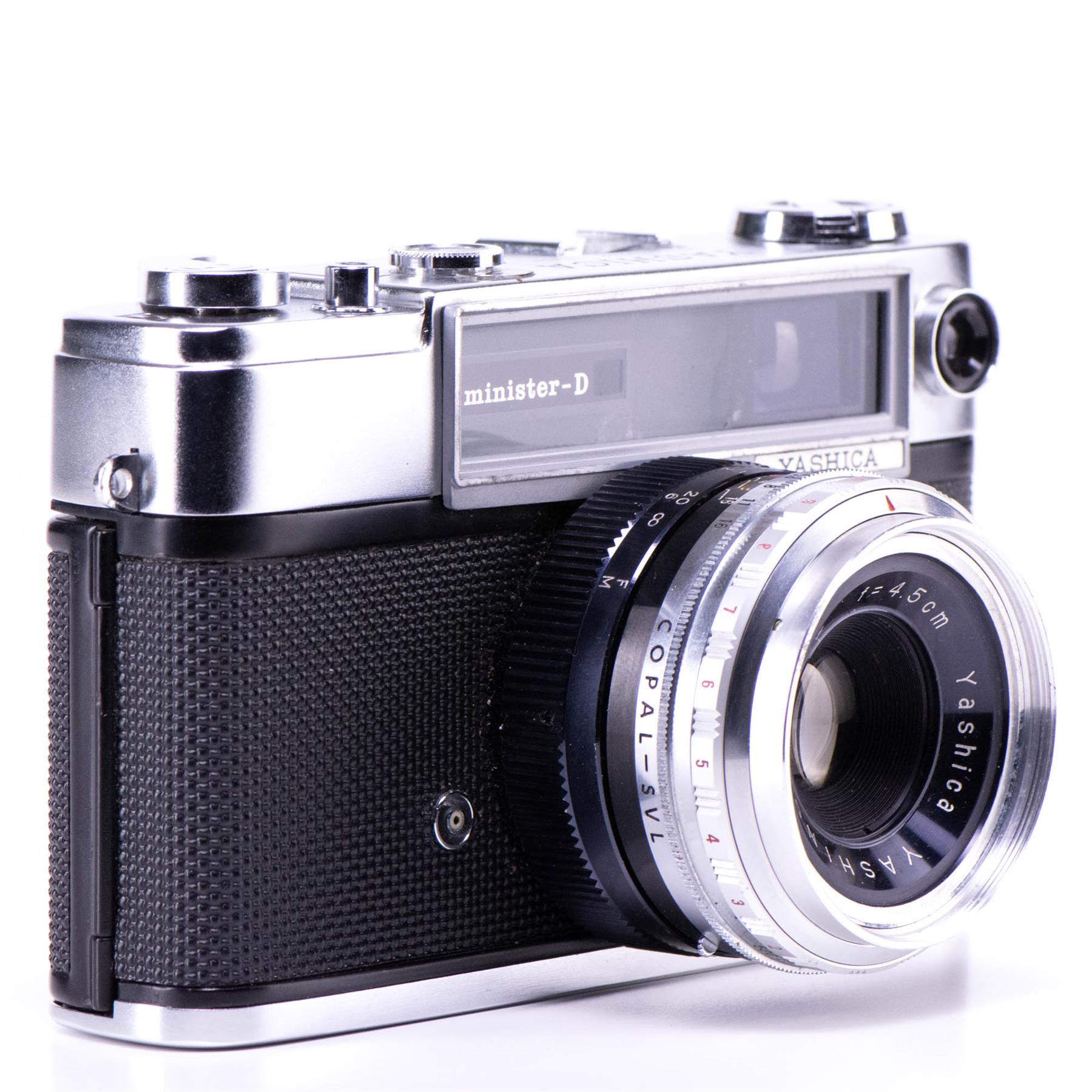 Yashica minister-D Camera | 45mm f2.8 lens | White | Japan | 1964 | Not working