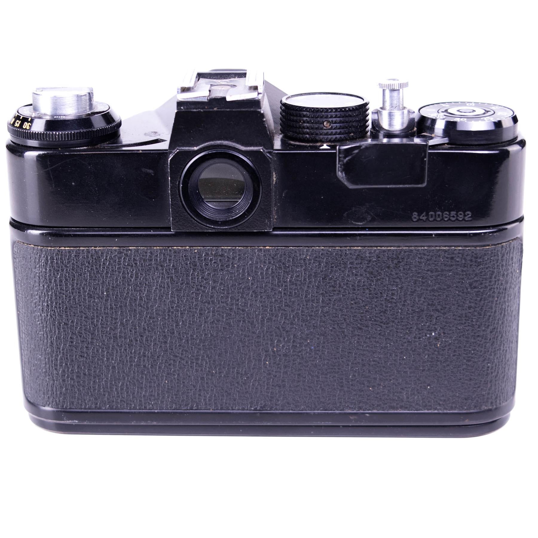 Zenit 11 Camera Body | Black | M42 | Soviet Union | 1981 - 1990