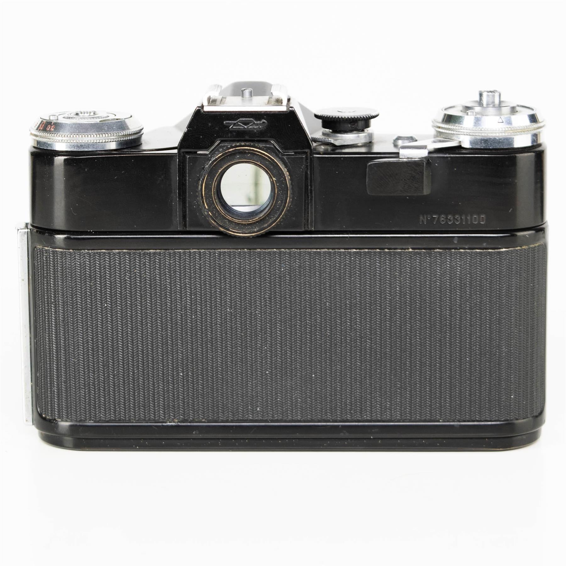 Zenit E Camera Body | White | M42 | Soviet Union | 1965 - 1982