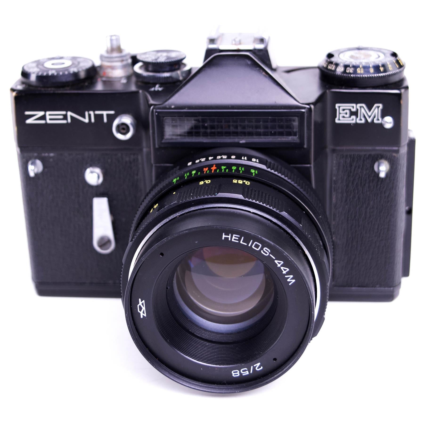 Zenit EM Camera | HELIOS 44M Lens| Black | M42 | Soviet Union | 1972 - 1984