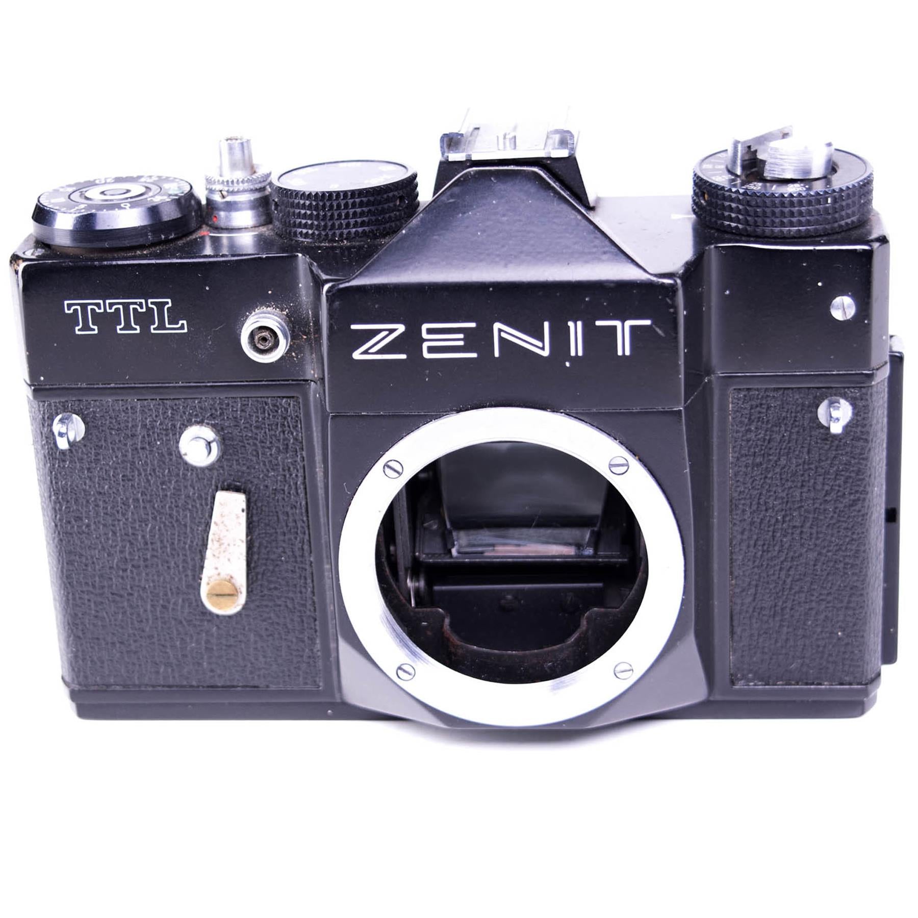 Zenit TTL Camera body | Black | M42 | Soviet Union | 1978 - 1985 | Not Working